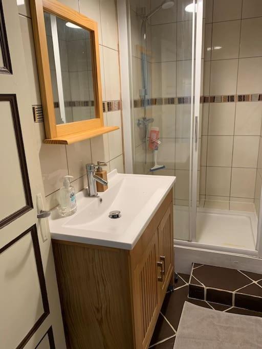 Nevers, Appartement De Standing Proche De La Gare エクステリア 写真